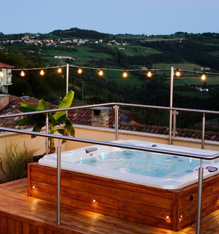 La Piazzetta Degli Artisti - Boutique B&B Bossolasco エクステリア 写真