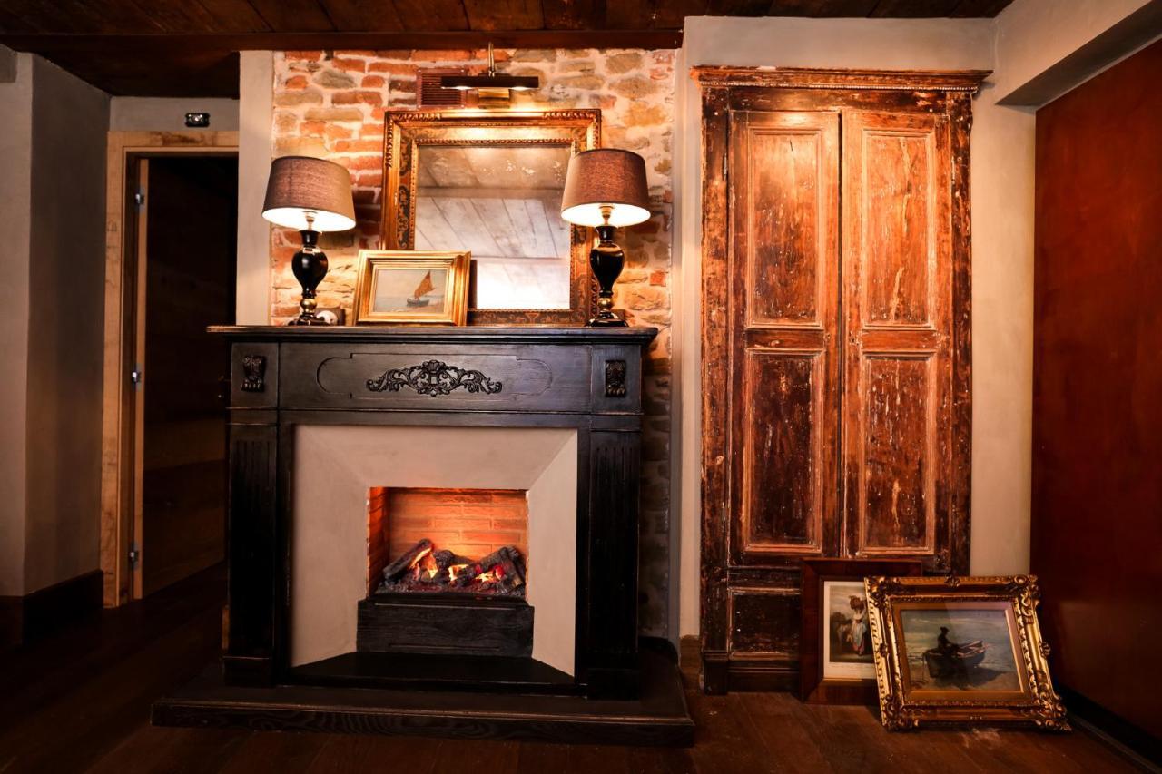 La Piazzetta Degli Artisti - Boutique B&B Bossolasco エクステリア 写真