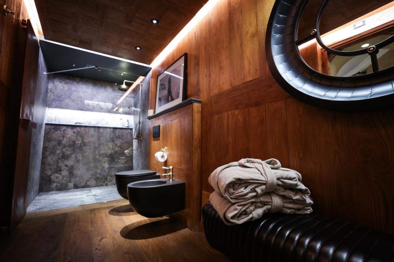 La Piazzetta Degli Artisti - Boutique B&B Bossolasco エクステリア 写真