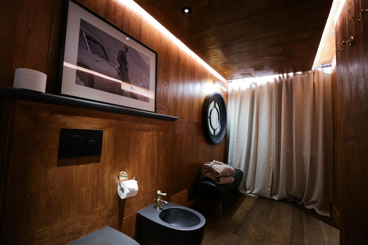 La Piazzetta Degli Artisti - Boutique B&B Bossolasco エクステリア 写真