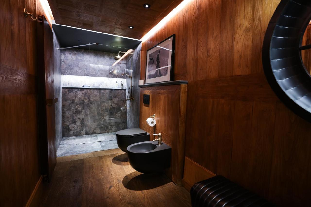 La Piazzetta Degli Artisti - Boutique B&B Bossolasco エクステリア 写真