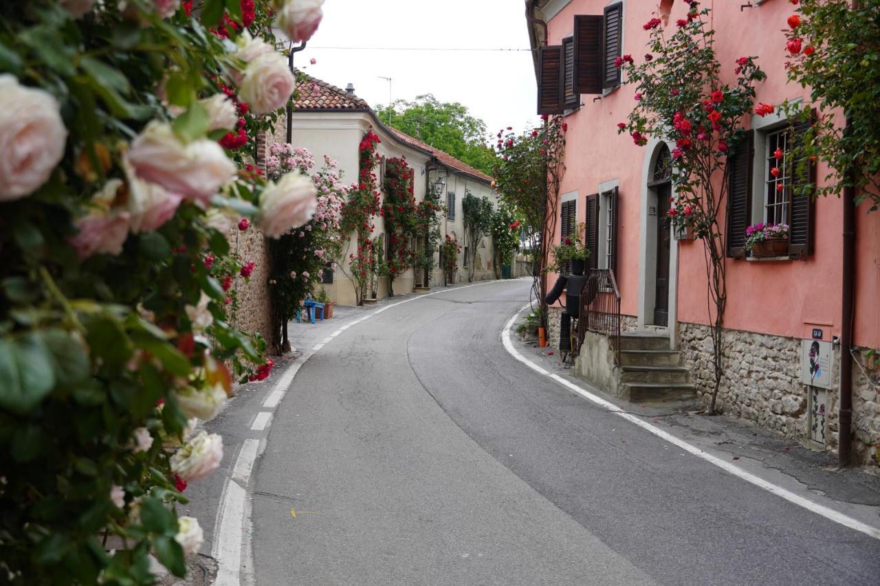 La Piazzetta Degli Artisti - Boutique B&B Bossolasco エクステリア 写真